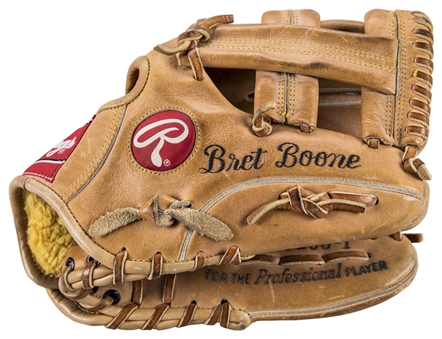 2000 Bret Boone Game Used Rawlings PRO200-1 Model Glove (PSA/DNA)